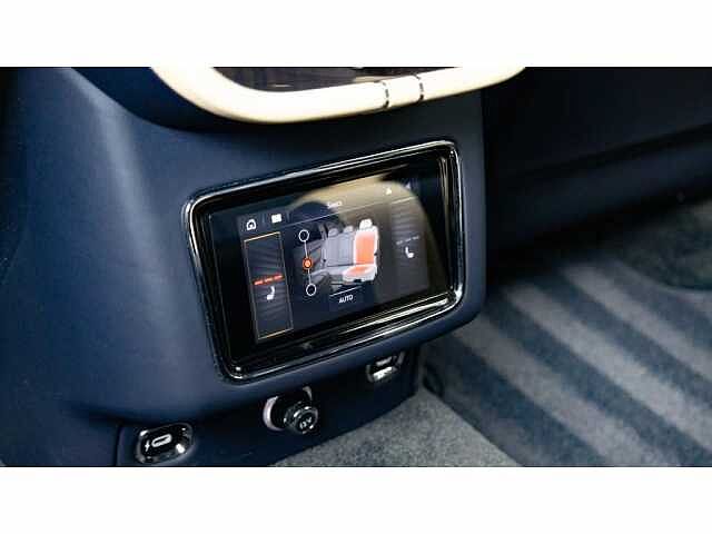 19:Bentley Bentayga S V8, SUV, Sequin Blue, Bentley Edinburgh