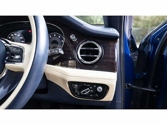 16:Bentley Bentayga S V8, SUV, Sequin Blue, Bentley Edinburgh