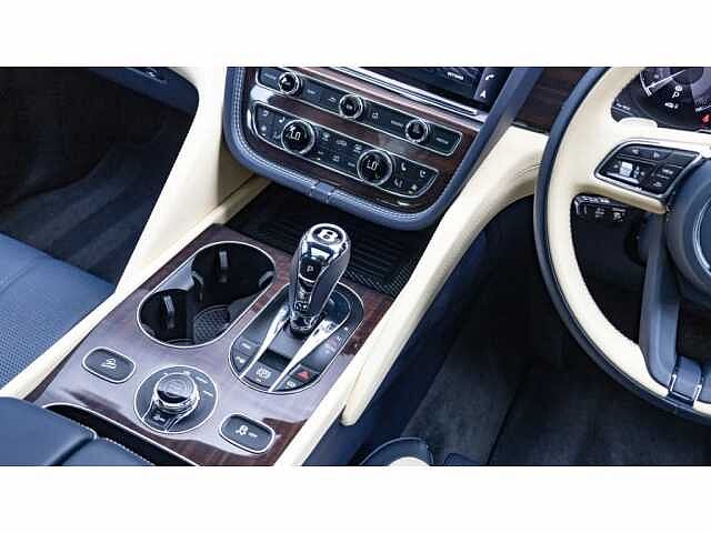 13:Bentley Bentayga S V8, SUV, Sequin Blue, Bentley Edinburgh