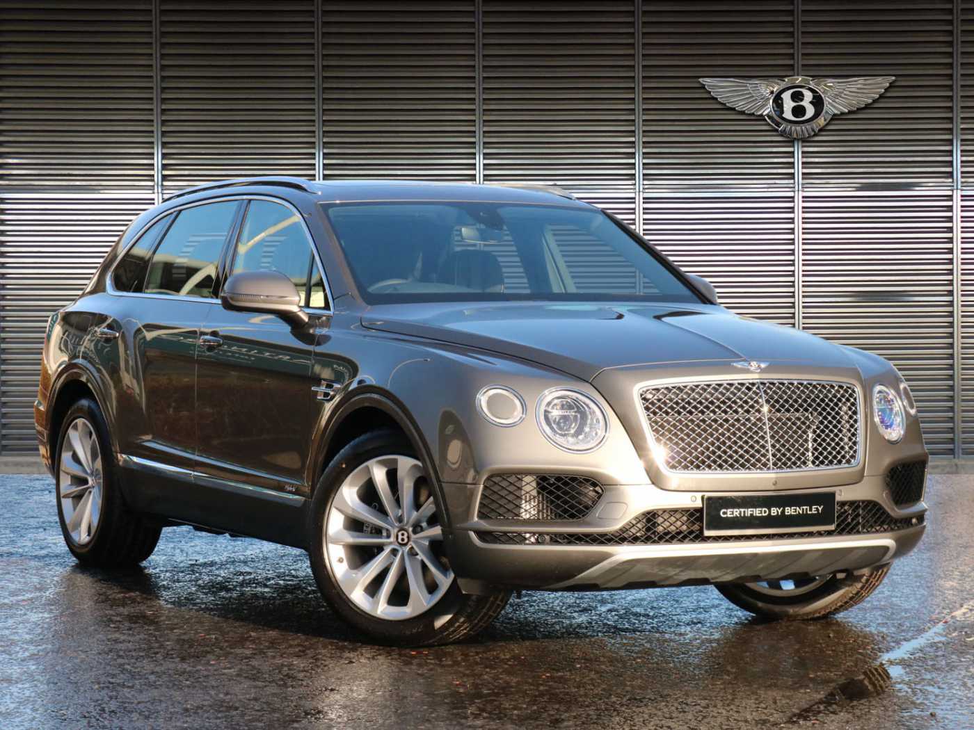 Bentley used car Bentayga Grey